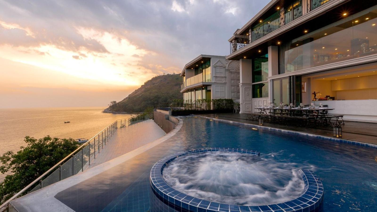 Villa Thousand Cliffs Nai Harn Eksteriør billede