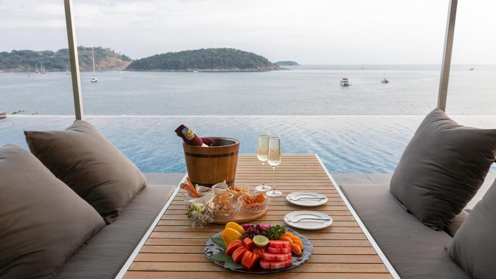 Villa Thousand Cliffs Nai Harn Eksteriør billede